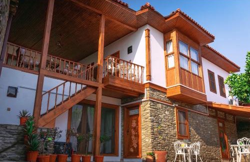 Birgi House | Flora Birgi Taş Konak