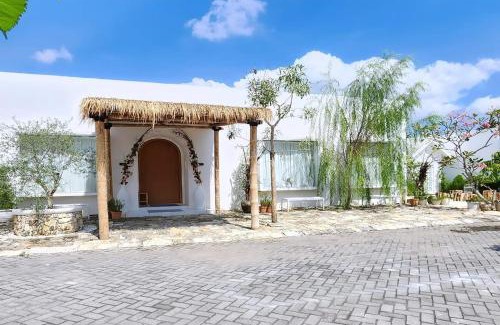 Ngaglik Villa | Floraison Living Villa Yogyakarta