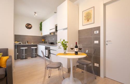 Santo Spirito Apartment | Florence Charming Apartments - Conventino Modern - One-bedroom Flat with Living Area and Garage near Boboli