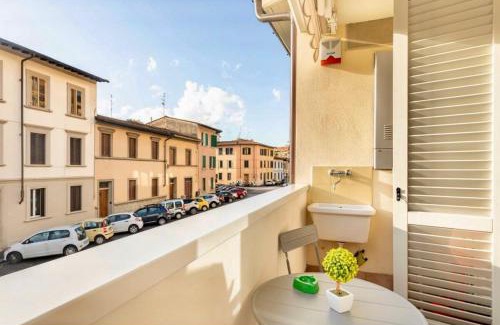 Isolotto Apartment | Florence Green Apartment