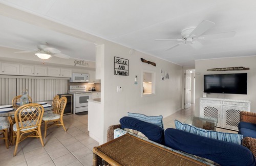 Cudjoe Key House | Florida Keys Canal-Front 2BR/2BA w/35' Seawall, Dock & Spacious Comfort