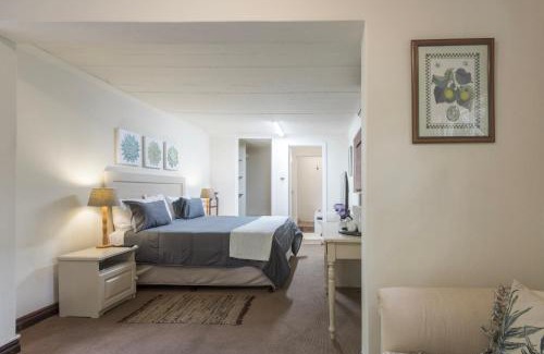 Windermere House | Florida Palms Guesthouse