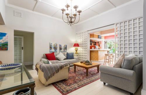 Windermere House | Florida Palms Guesthouse