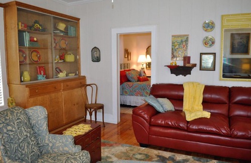 Llano House | Flossie's Corner Bed & Breakfast