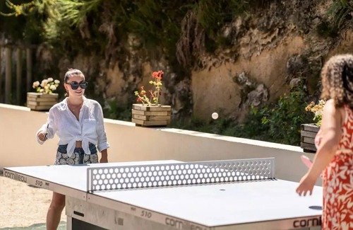 Treignac House | Flower Camping La Plage * - Cosyflower Premium 38m2 (2 bedrooms) + TV + sheets + towels - of which covered terrace 10m2 5 people