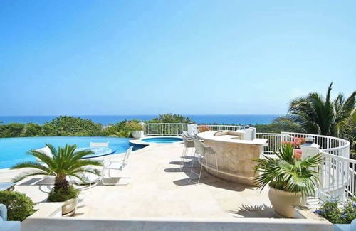 Montego Bay Villa | Flower Hill Summary: