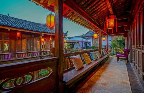 Dayan Old Town House | Flower Without Boundary 凡花无界