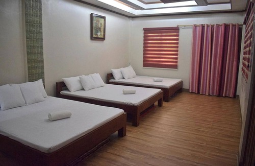 Alaminos House | FNT Transient House near Hundred Islands