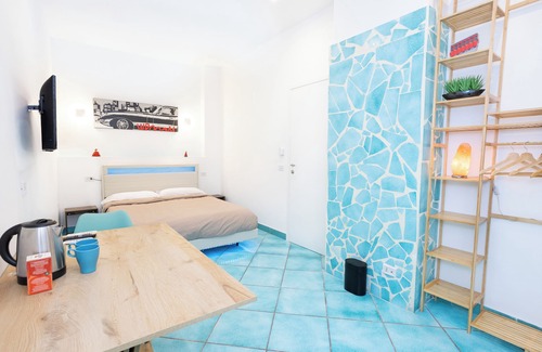 Vomero Bed & Breakfast | Follaky Secret Garden - Naples, Chiaia
