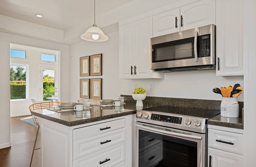 Santa Barbara House | Foothill Oasis - Luxury Home in Santa Barbara with a Pool and Hot Tub