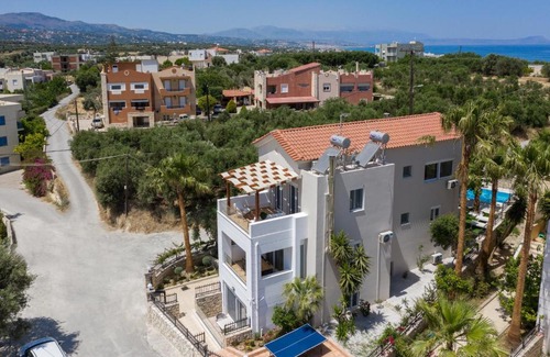 Sfakaki Villa | Foothills Blue 6