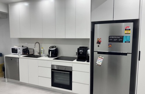 Illawong Apartment | for people looking for peace and a holiday spot close to city and beaches