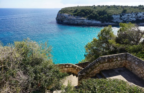 Cala Mandia House | For spontaneous travelers: vacation home close to the beach with pool, WLAN and air conditioning