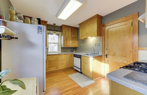 Southwest Minneapolis Apartment | FOR THE MONTH OF FEBRUARY 2026 ONLY