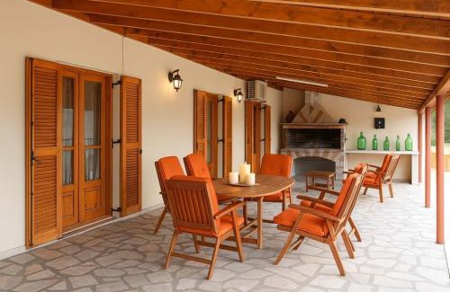 Lagadia Apartment | Forest Cosy House - Lagkadia Amazing View