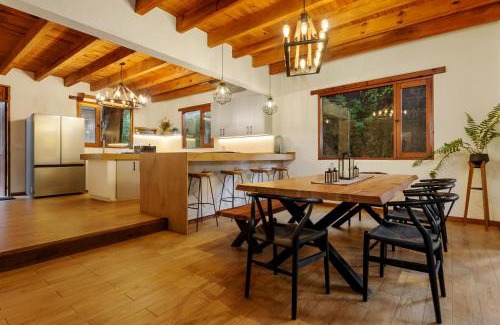 Avandaro House | Forest Guesthouse Avándaro, Entretenimiento y Confort para grandes y chicos