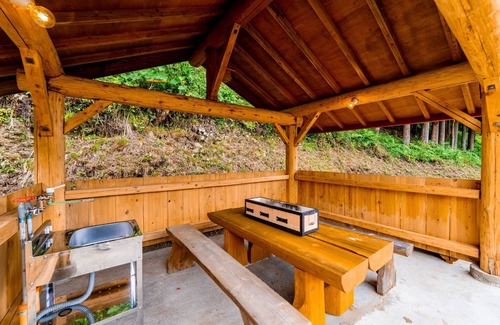 Gujo RV Rental | Forest House Capacity 8 people With separate/County Market Gifu