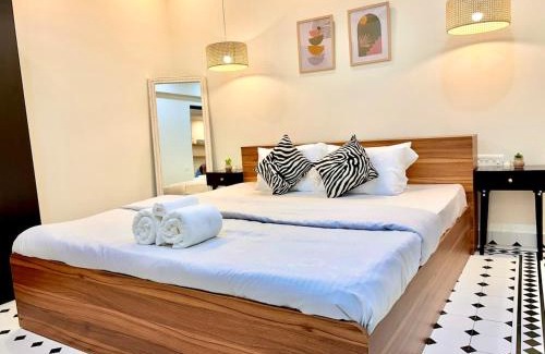 Khattalwada Apartment | Forest View 1BHK with Pool & Jacuzzi - Sazo Stays