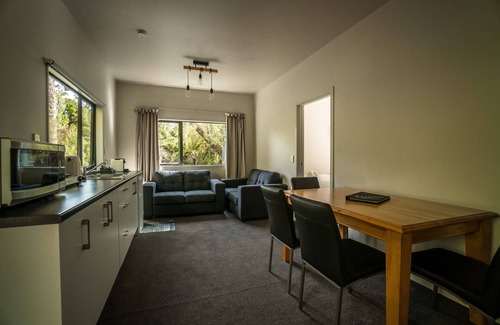 Franz Josef Glacier Apartment | Forest View Franz Josef