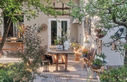 Kaposhomok Apartment | Forest View Studio