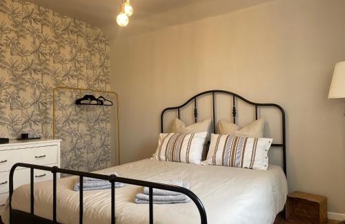 Saint-Clair-de-Halouze Villa | Forest Villa