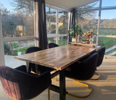 Saint-Clair-de-Halouze Villa | Forest Villa