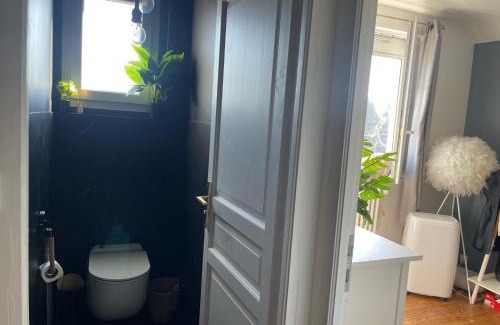 Saint-Clair-de-Halouze Villa | Forest Villa