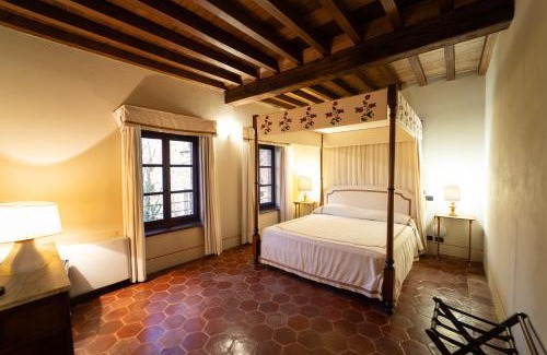 San Giorgio Canavese Hotel | Foresteria del Castello di San Giorgio Canavese