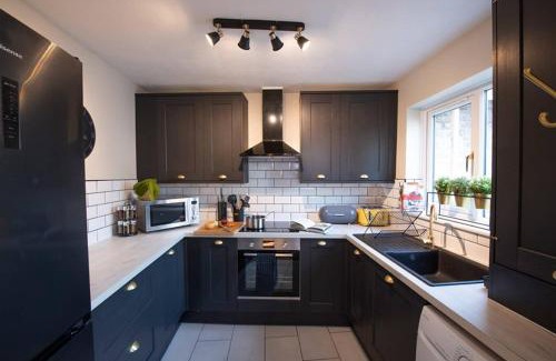 Wallingford Apartment | Forge House