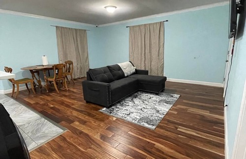 Oakland House | Forget your worries and enjoy this unique and peacefull place