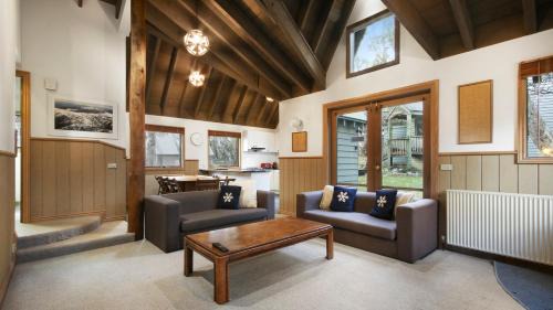 Dinner Plain House | Fort King