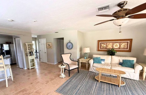 South Island House | Fort Myers Beach 2 Bedroom 2 Bathroom Home