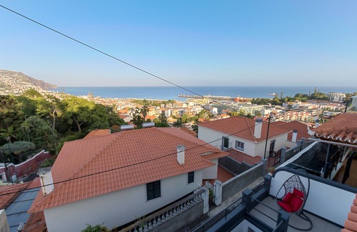 Sao Pedro House | Fortress Home II - In the historic center of Funchal