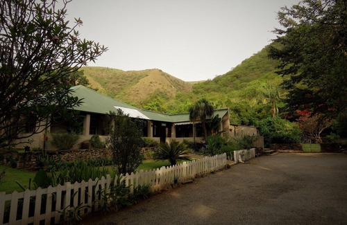 Umjindi Cottage | Fountain Baths Guest Cottages (Unit 2)