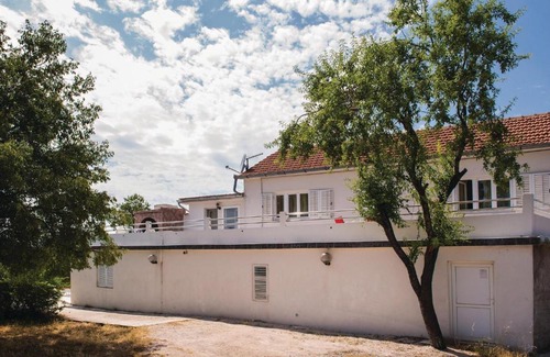 Cista Velika House | Four-Bedroom Holiday Home in Cista Velika