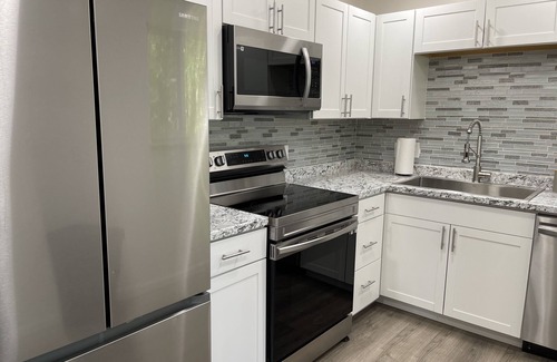 Church Street House | Four Bedroom Home Near Hartsfield Jackson Airport