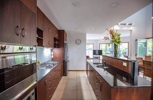 Port Douglas House | Four Mile Beach Retreat - Port Douglas Villa