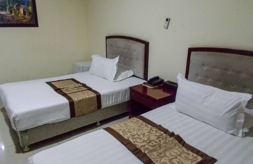 Lusaka House | Four Pillars Lodge