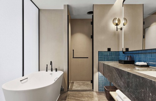 Huaxi Hotel | Four Points By Sheraton Guiyang Huaxi Park