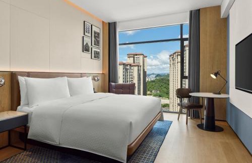 Huaxi Hotel | Four Points by Sheraton Guiyang Huaxi Park