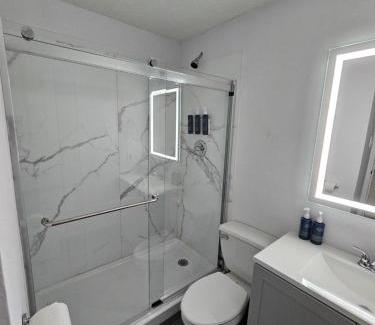 Waldron Hotel | Four Points by Sheraton Kansas City Airport