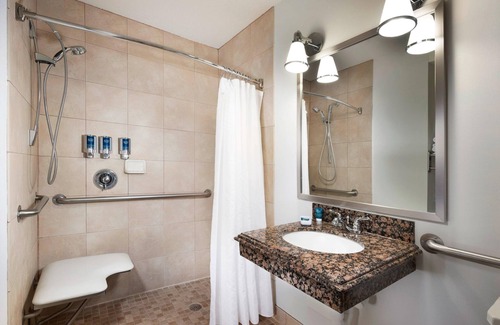 Waldron Hotel | Four Points by Sheraton Kansas City Airport