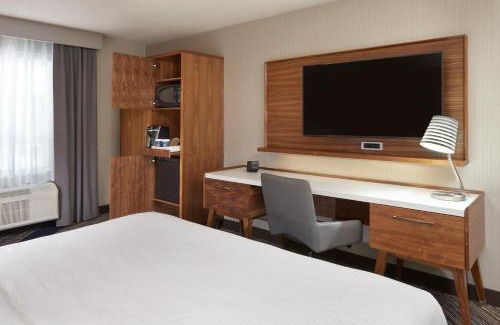 Vaughan Hotel | Four Points by Sheraton Vaughan