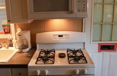 Tannersville Cottage | Four Season Vacation Rental- Hunter/Tannersville NY - seasonal rates available