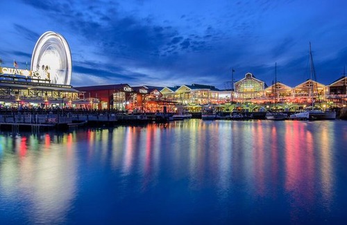 Cape Town City Centre Apartment | Four Seasons 1208 by CTHA