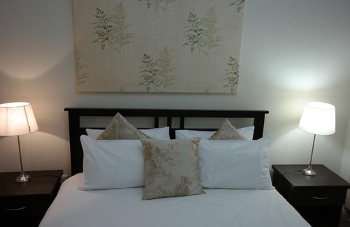 Cape Town City Centre Apartment | Four Seasons 1208 by CTHA