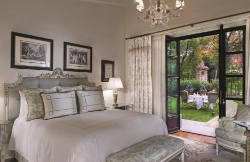 Santissima Annunziata Hotel | Four Seasons Hotel Firenze