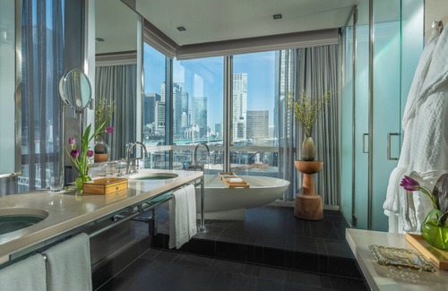 Chuo Hotel | Four Seasons Hotel Tokyo at Marunouchi