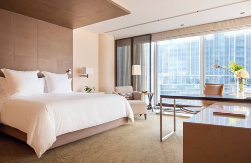 Chuo Hotel | Four Seasons Hotel Tokyo at Marunouchi