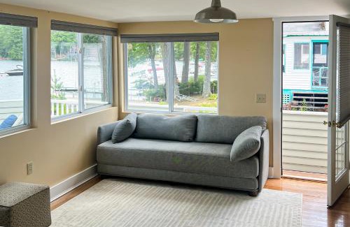 Franklin House | Four Seasons Lakehouse